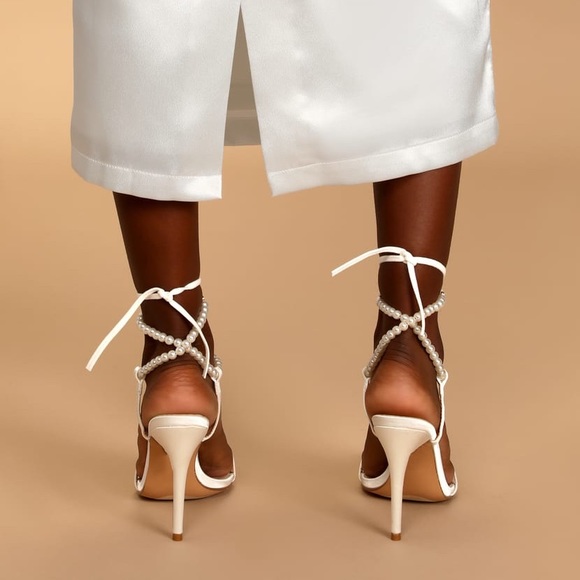 Bridal Pearl Ankle Wrap Heel - Picture 3 of 10
